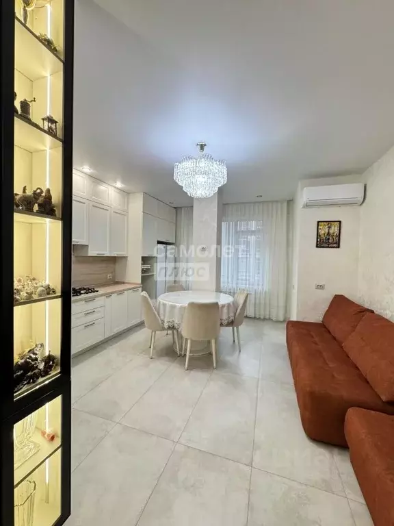 2-к кв. Кабардино-Балкария, Нальчик ул. Тлостанова, 33А (77.3 м) - Фото 1