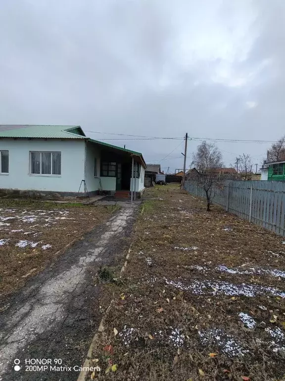 Коттедж в Самарская область, Елховка с/пос, с. Елховка ул. ... - Фото 1