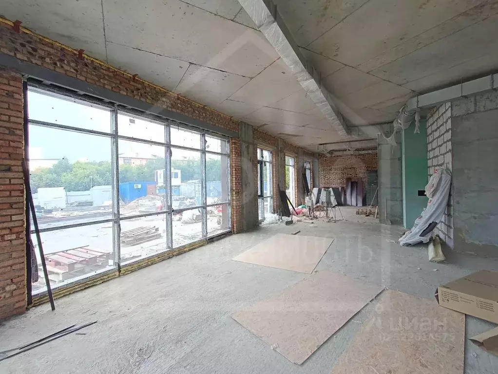 Помещение свободного назначения в Омская область, Омск ул. Красный ... - Фото 1