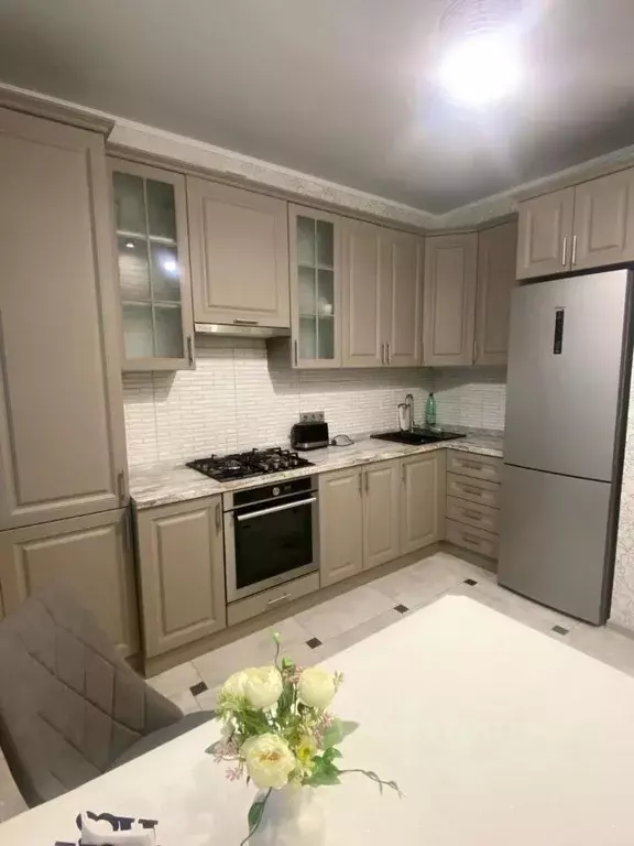 2-к кв. Северная Осетия, Владикавказ ул. Генерала Дзусова, 6Г (60.0 м) - Фото 1