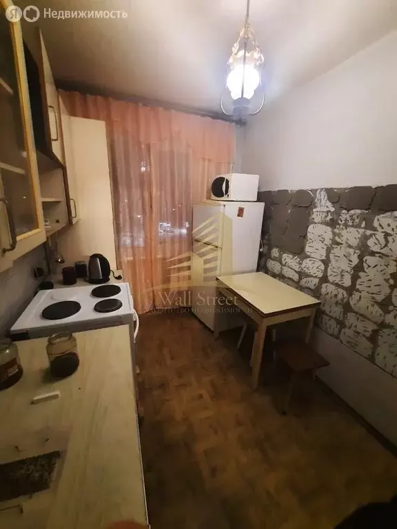 3-комнатная квартира: Новосибирск, улица Петухова, 122/1 (60 м) - Фото 1