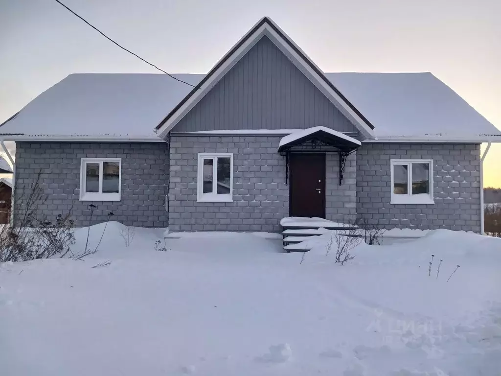 Дом в Вологодская область, пос. Сосновка  (150 м) - Фото 0