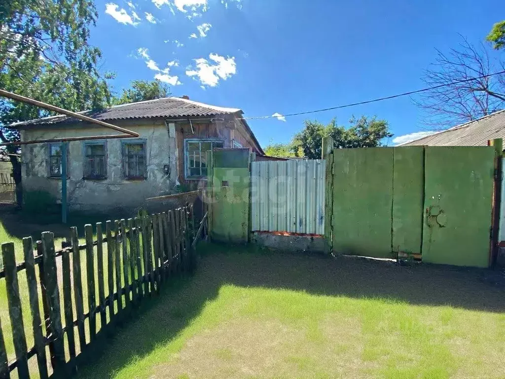 Дом в Белгородская область, Губкинский городской округ, с. Кладовое ... - Фото 1