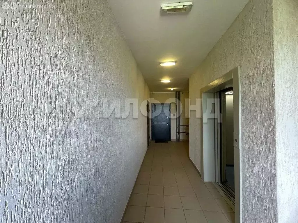 Квартира-студия: Клин, микрорайон Майданово, 4к1 (76.6 м) - Фото 1