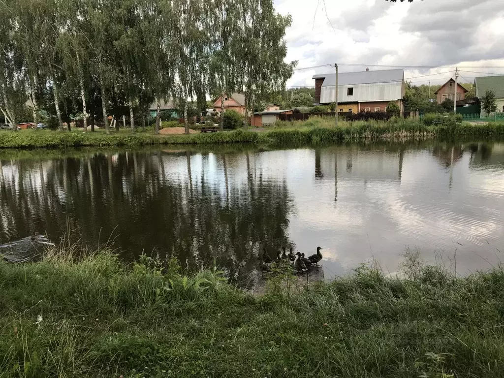 Участок в Московская область, Серпухов городской округ, д. Лукино 10 ... - Фото 1