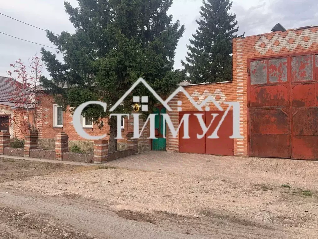 Дом в Хакасия, Черногорск пер. 2-й Енисейский (80 м) - Фото 2