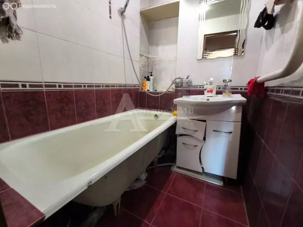 2-комнатная квартира: Кисловодск, улица Островского, 17 (48.2 м) - Фото 1