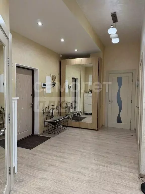 3-к кв. Крым, Симферополь ул. Тренева, 21 (90.0 м) - Фото 1