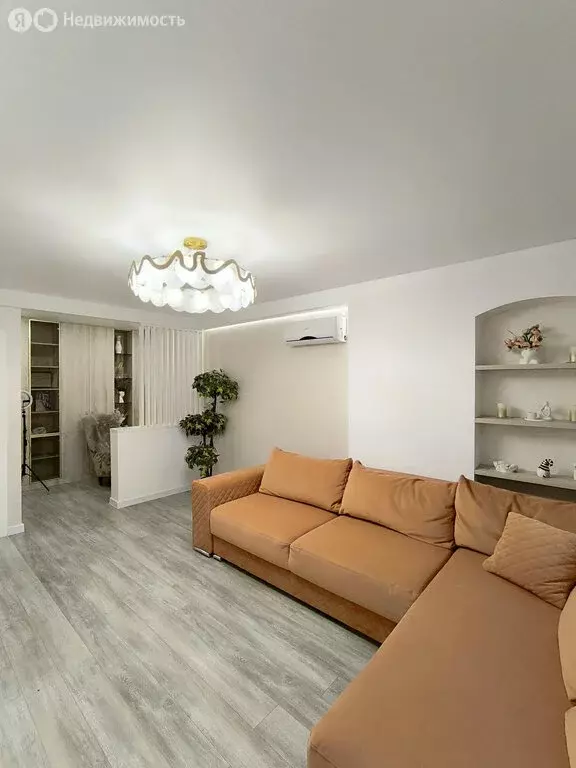 3-комнатная квартира: Киров, Ульяновская улица, 20к1 (87.4 м) - Фото 1