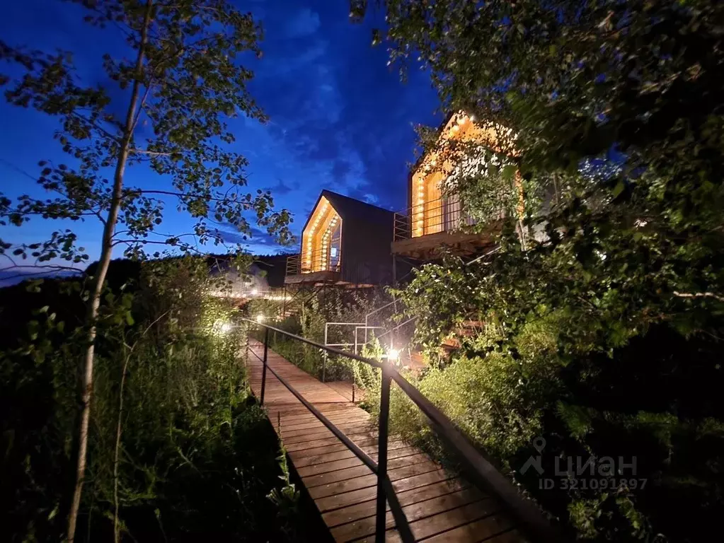 Дом в Алтайский край, Белокуриха ул. Угрюмова, 11В (50 м) - Фото 2