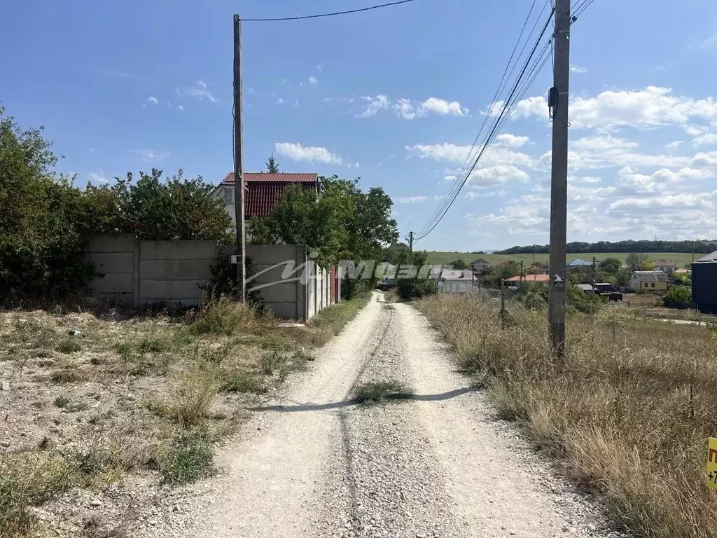 Участок в Крым, Симферопольский район, Перовское с/пос, Надежда ... - Фото 1