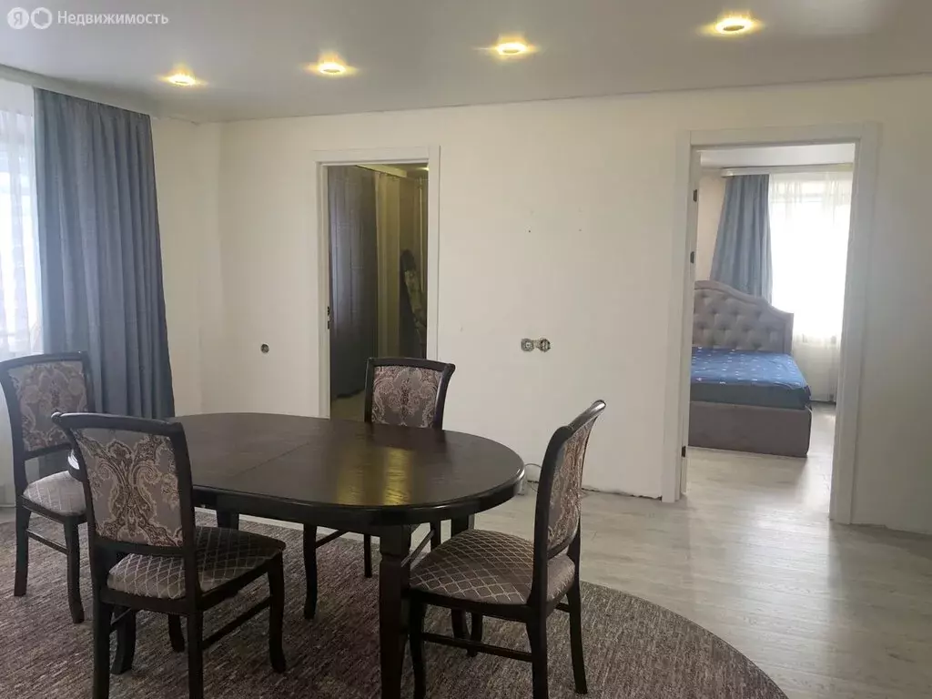 4-комнатная квартира: Еманжелинск, улица Ленина, 21 (60.6 м) - Фото 1