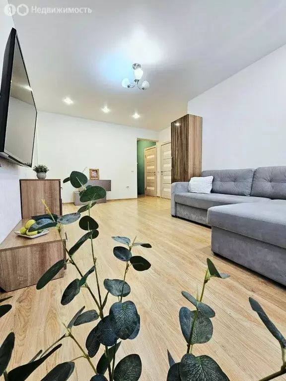 3-комнатная квартира: Иркутск, улица Бородина, 56 (84.3 м) - Фото 1