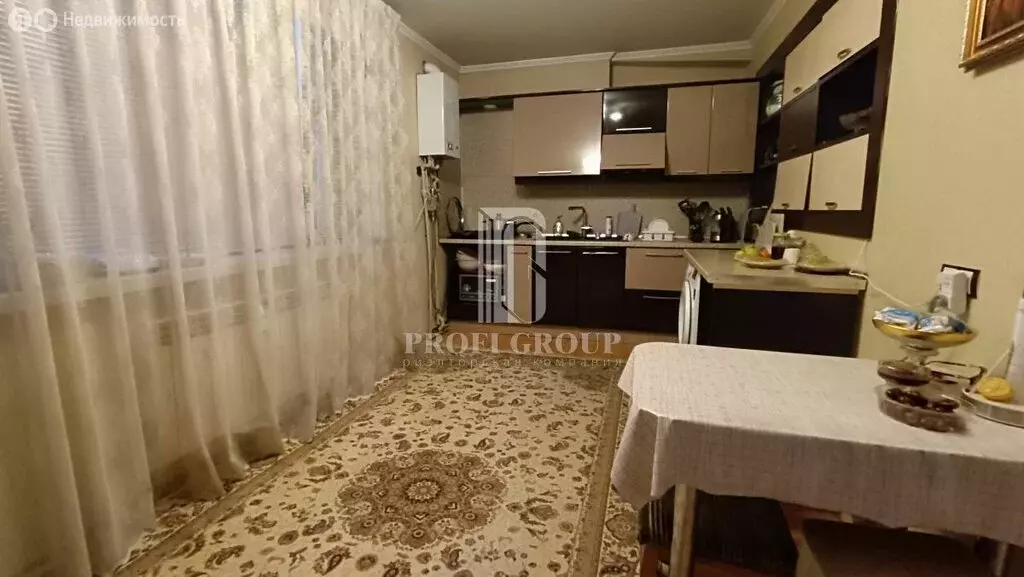 3-комнатная квартира: Махачкала, улица Гайдара Гаджиева, 10 (96 м) - Фото 2