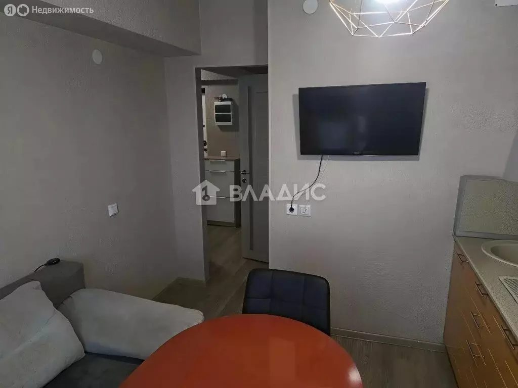 1-комнатная квартира: Иркутск, микрорайон Первомайский, улица Бажова, ... - Фото 2