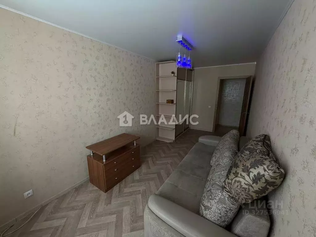 2-к кв. Владимирская область, Гусь-Хрустальный просп. 50 лет Советской ... - Фото 2