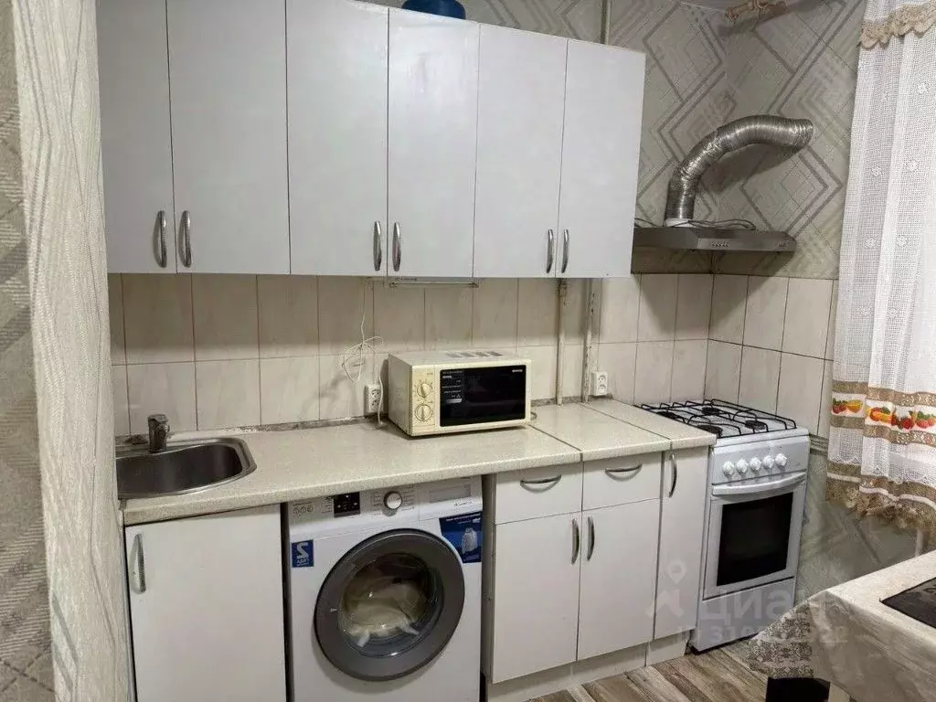 1-к кв. Крым, Симферополь ул. Бела Куна, 17 (34.0 м) - Фото 0