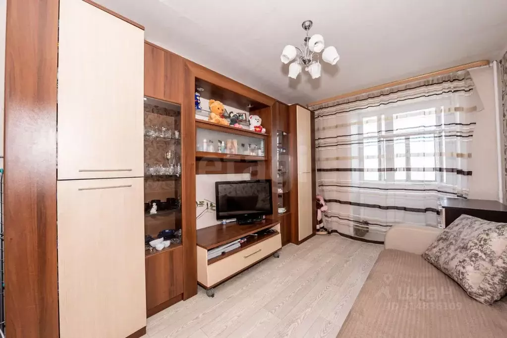 Комната Вологодская область, Череповец просп. Победы, 4 (12.4 м) - Фото 0
