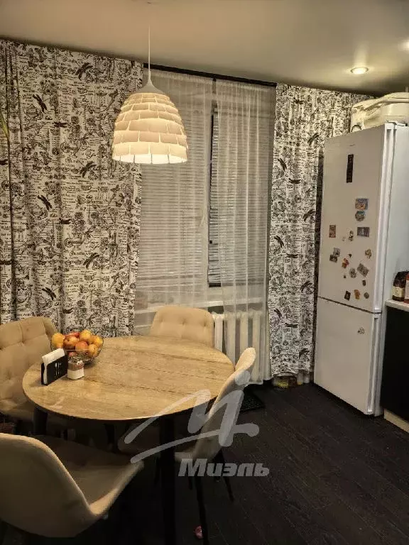 Продается 2-комнатная квартира - Фото 1