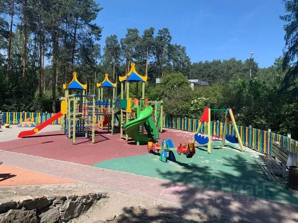 2-к кв. Свердловская область, Екатеринбург ул. Владимира Высоцкого, 16 ... - Фото 2