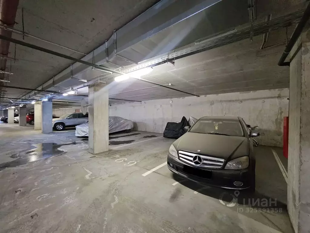 Гараж в Санкт-Петербург бул. Александра Грина, 1 (14 м) - Фото 1