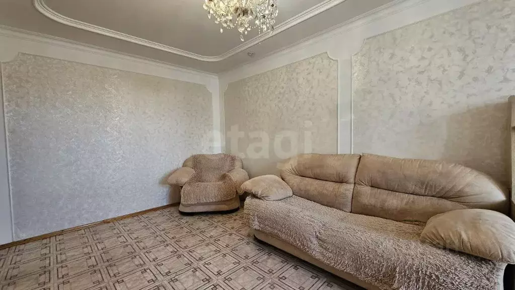 2-к кв. Карачаево-Черкесия, Черкесск ул. Космонавтов, 82 (52.0 м) - Фото 0