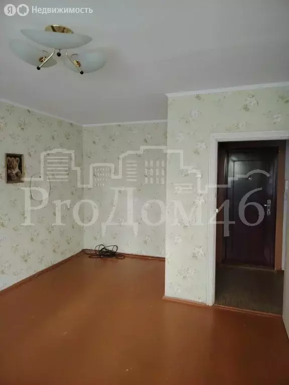 1-комнатная квартира: Курск, Семёновская улица, 82 (32 м) - Фото 1