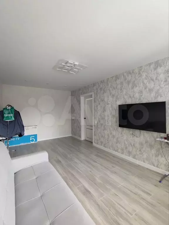 2-к. квартира, 42 м, 4/5 эт. - Фото 0
