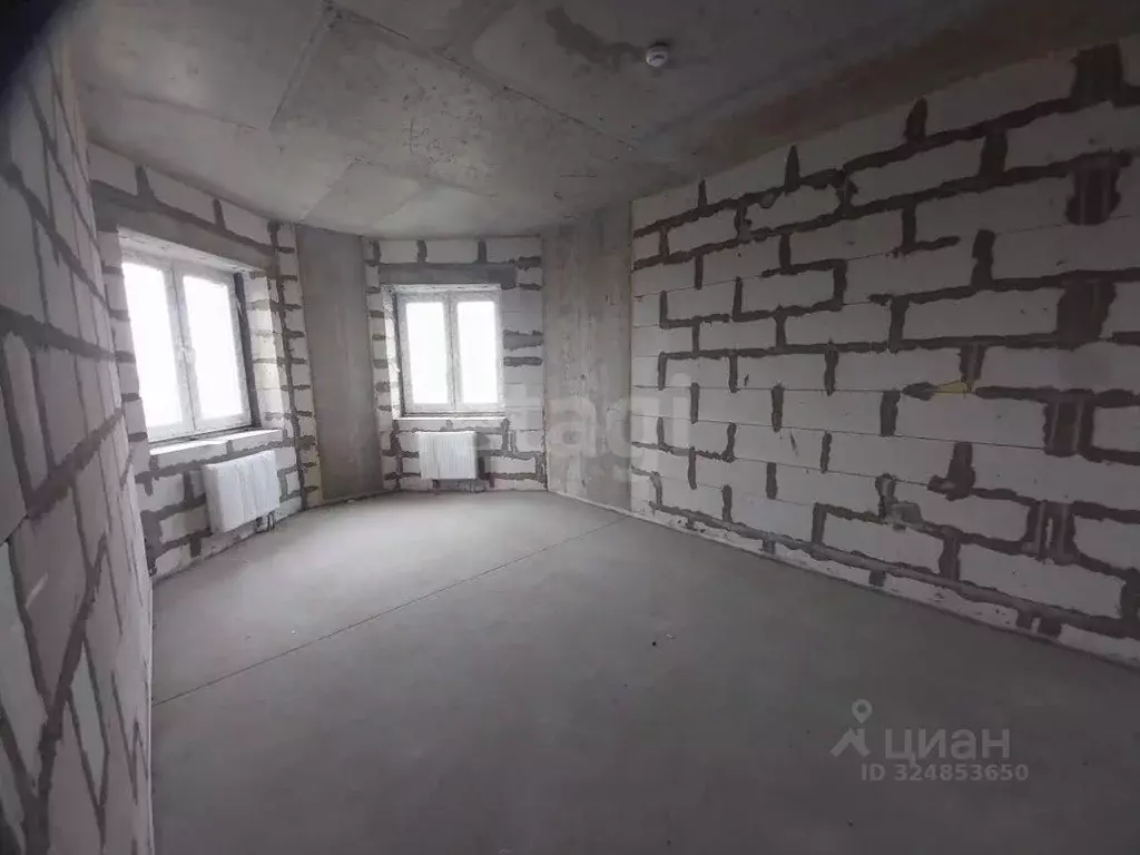 2-к кв. Калужская область, Калуга ул. 65 лет Победы, 4 (64.85 м) - Фото 0