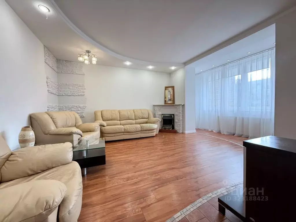 3-к кв. Калининградская область, Калининград Балтийская ул., 20 (90.0 ... - Фото 1