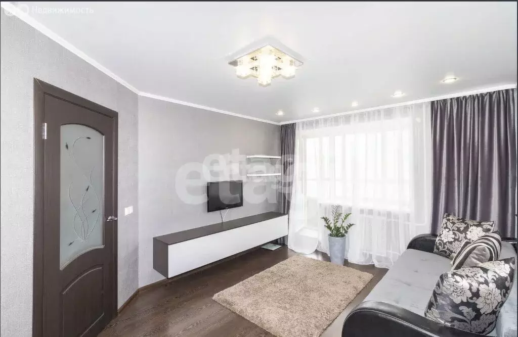 1-комнатная квартира: Тюмень, улица Евгения Богдановича, 10 (36.4 м) - Фото 1