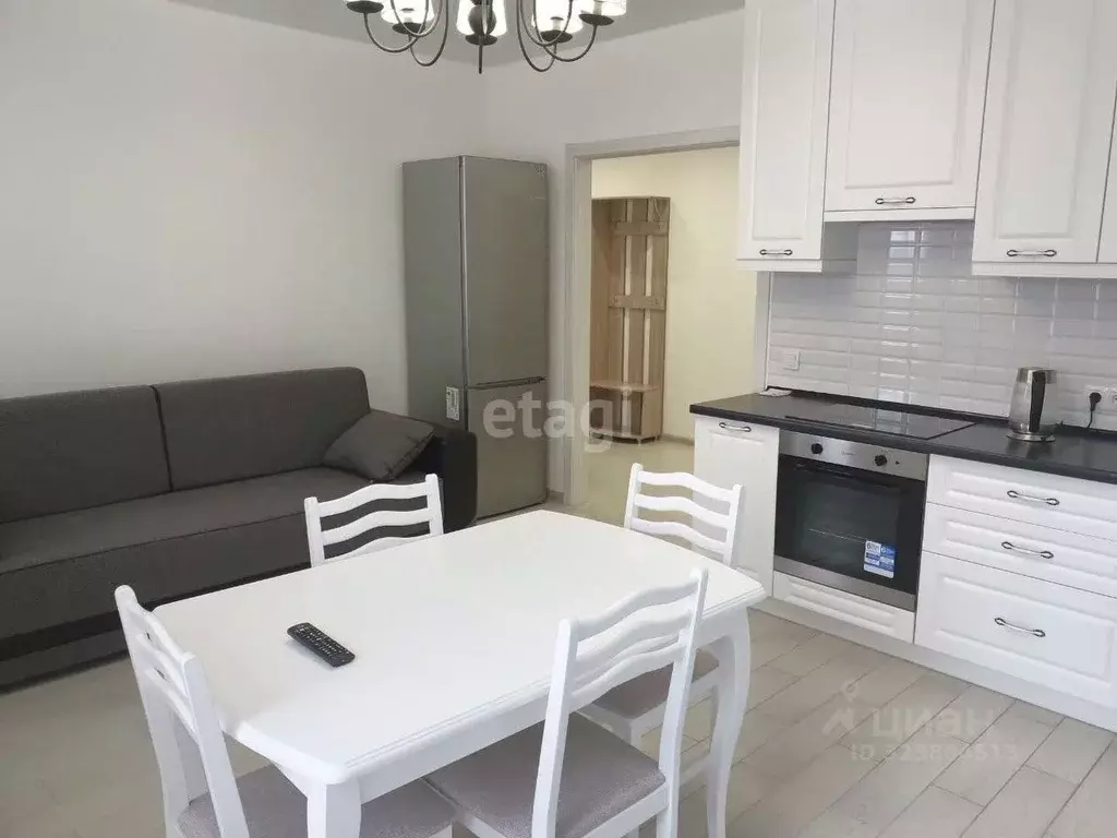 2-к кв. Тюменская область, Тюмень ул. Карла Маркса, 8 (65.0 м) - Фото 2