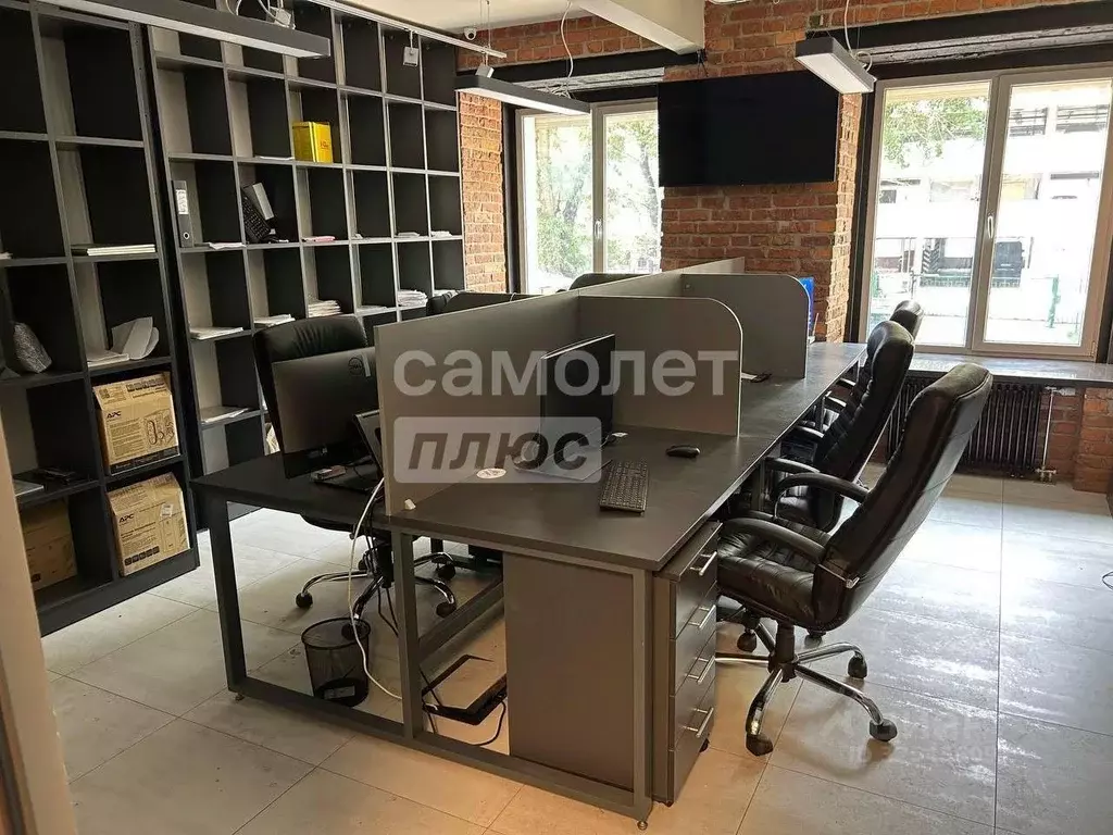 Торговая площадь в Москва Краснопрудная ул., 3/5С1 (210 м) - Фото 1