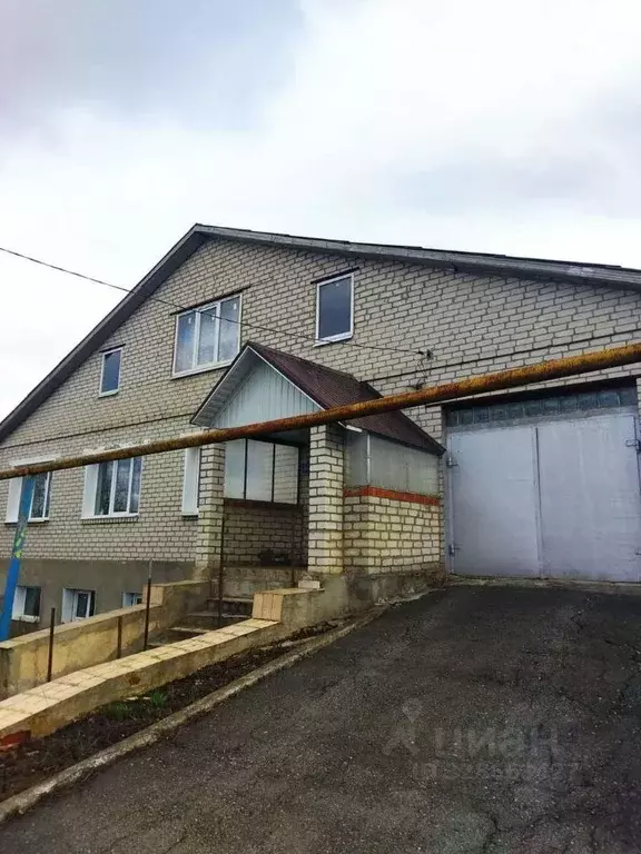 Коттедж в Белгородская область, Короча Корочанская ул. (240 м) - Фото 1