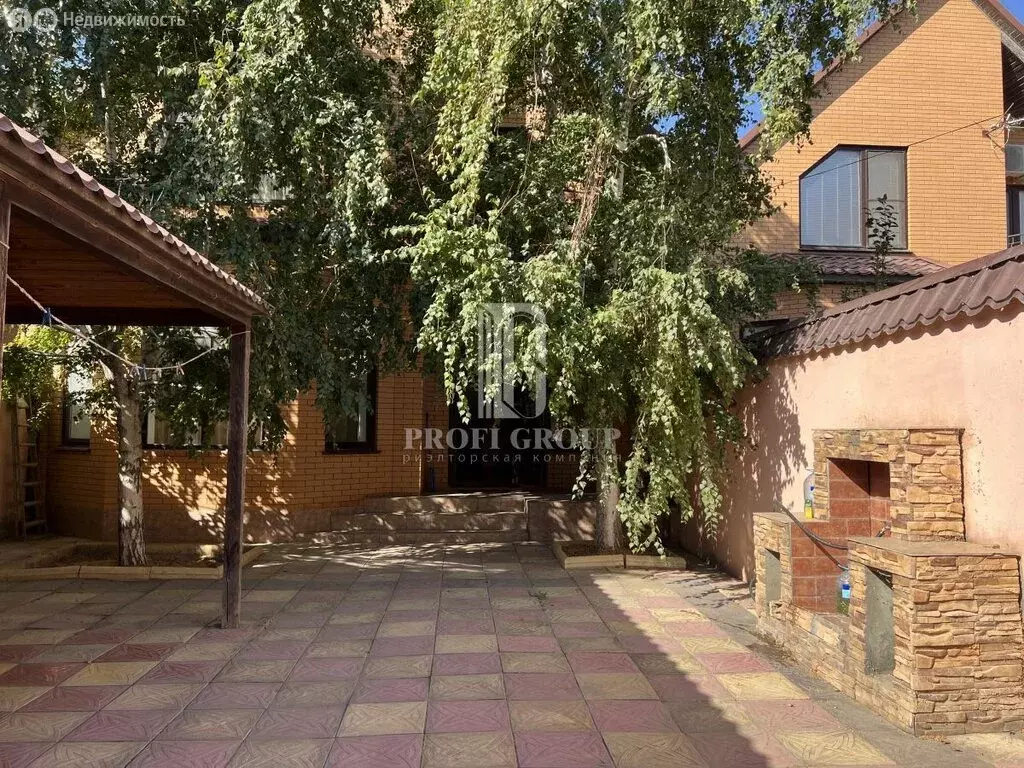 Дом в Махачкала, микрорайон Караман-5 (110 м) - Фото 1