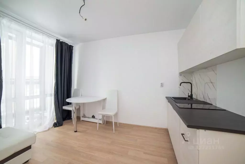 Студия Свердловская область, Екатеринбург Уктус жилрайон, Светлый мкр, ... - Фото 2