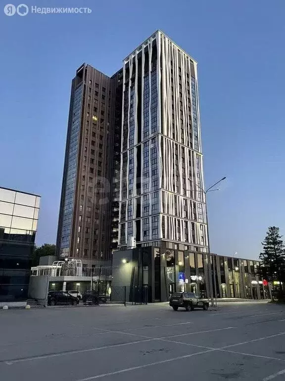4-комнатная квартира: Пермь, бульвар Гагарина, 67 (83.5 м) - Фото 1