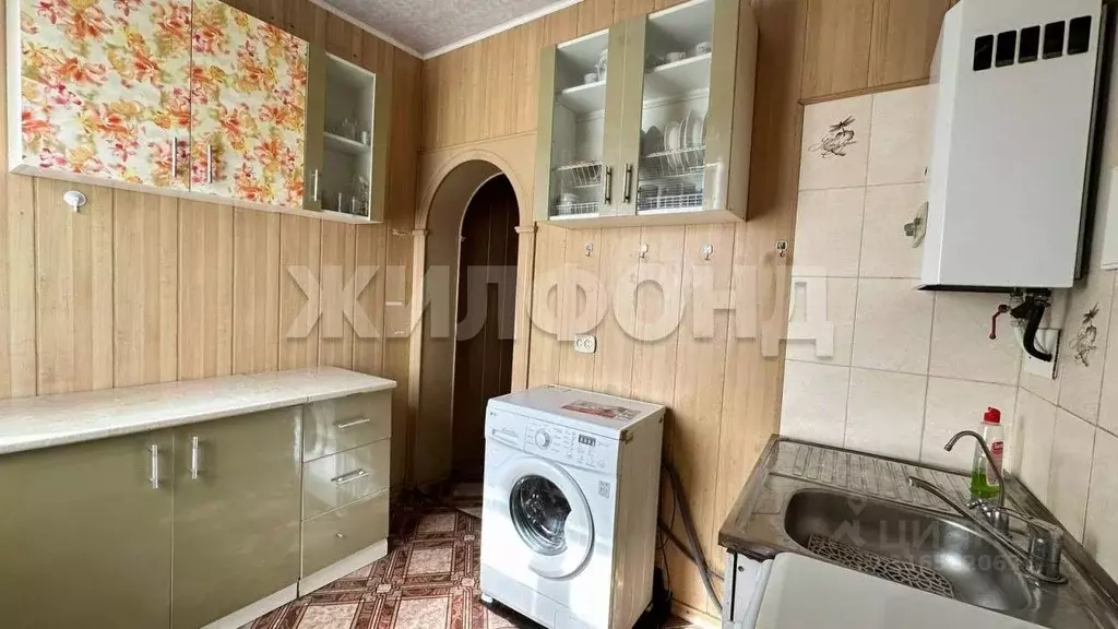 2-к кв. Новосибирская область, Коченевский район, Чик рп, 1-й кв-л 6 ... - Фото 0