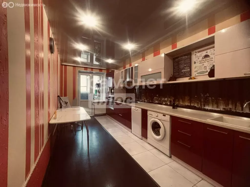 2-комнатная квартира: Октябрьский, Полесская улица, 2 (59.1 м) - Фото 1