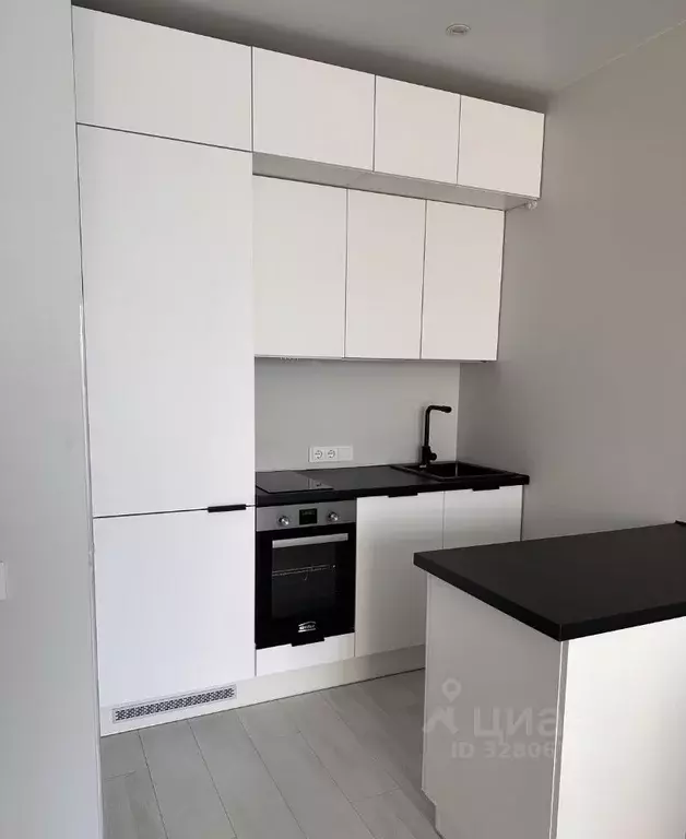 1-к кв. Краснодарский край, Сочи Гагарина мкр, ул. Чайковского, 12/1 ... - Фото 1