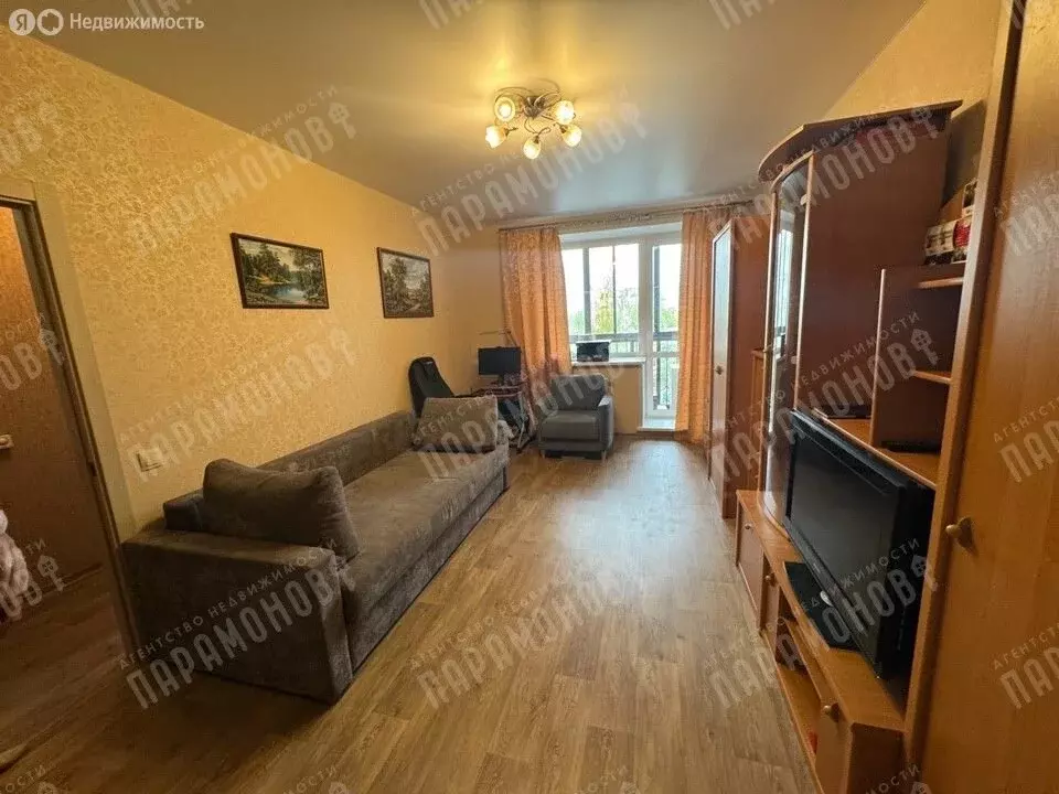 1-комнатная квартира: Тверь, улица Красина, 1 (40 м) - Фото 1