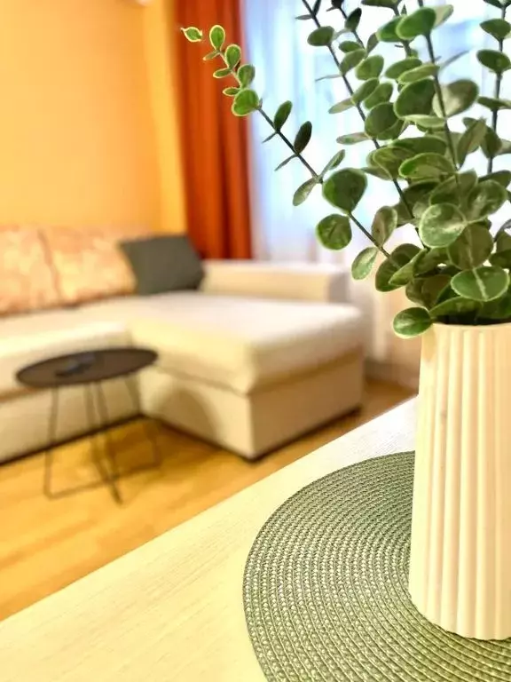 1-к кв. Псковская область, Псков Завеличье исторический район, ул. ... - Фото 1