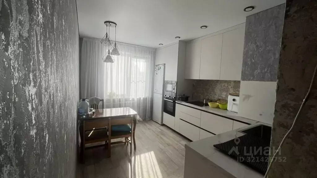 3-к кв. Белгородская область, Старый Оскол Олимпийский мкр, 20А (64.0 ... - Фото 0