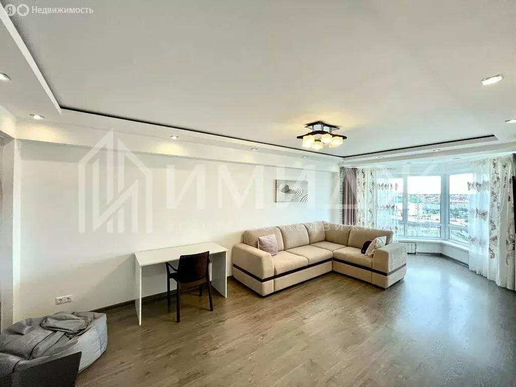 2-комнатная квартира: Сочи, Урожайная улица, 71/1к6 (77 м) - Фото 1