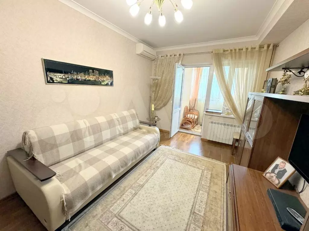 1-к. квартира, 45м, 8/9эт. - Фото 1