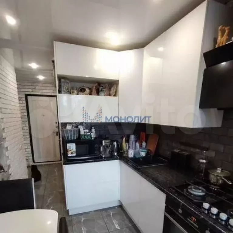 3-к. квартира, 63 м, 1/9 эт. - Фото 0
