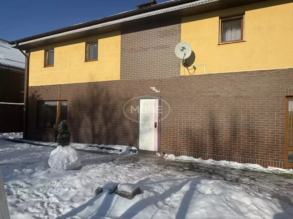 Дом в Калининградская область, Гвардейск Банковский пер., 9Б (248 м) - Фото 2