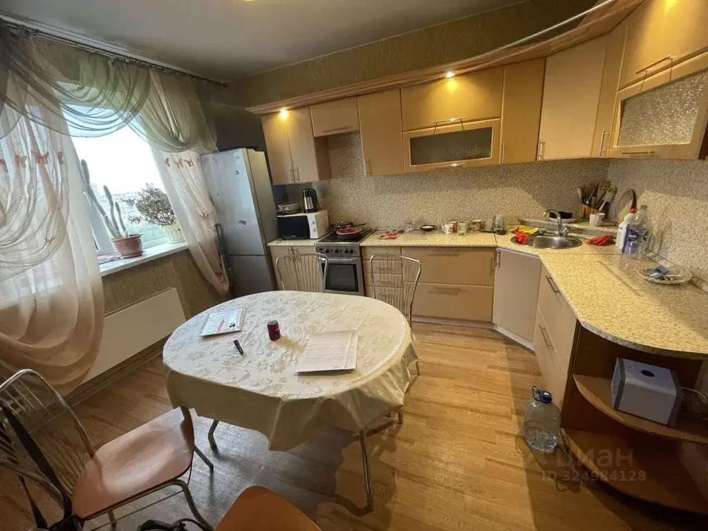 2-к кв. Белгородская область, Старый Оскол Степной мкр,  (62.0 м) - Фото 1