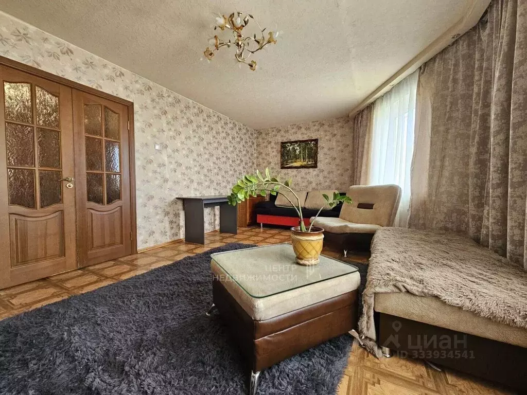 3-к кв. Татарстан, Казань ул. Серова, 2 (100.0 м) - Фото 1