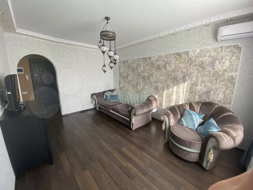 2-к. квартира, 52 м, 3/9 эт. - Фото 1